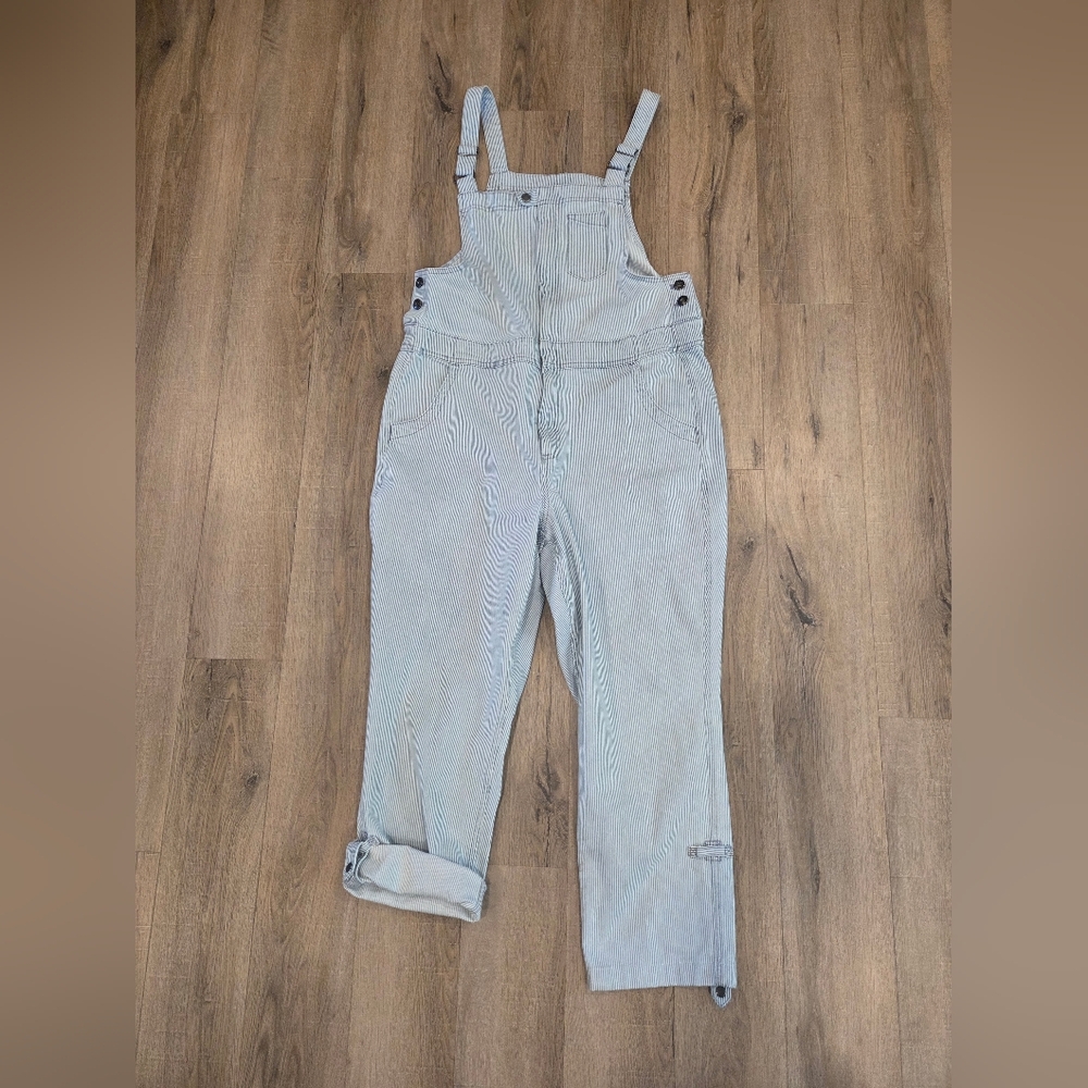 DULUTH TRADING Co Womens Lg Blue White Railroad Stripe Bib Overall Baggy Roll Up